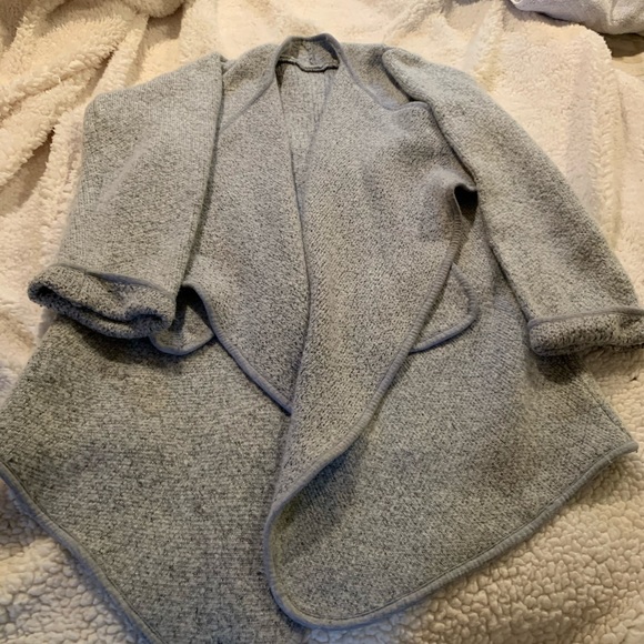 Grey sweater Cardigan - Picture 3 of 3